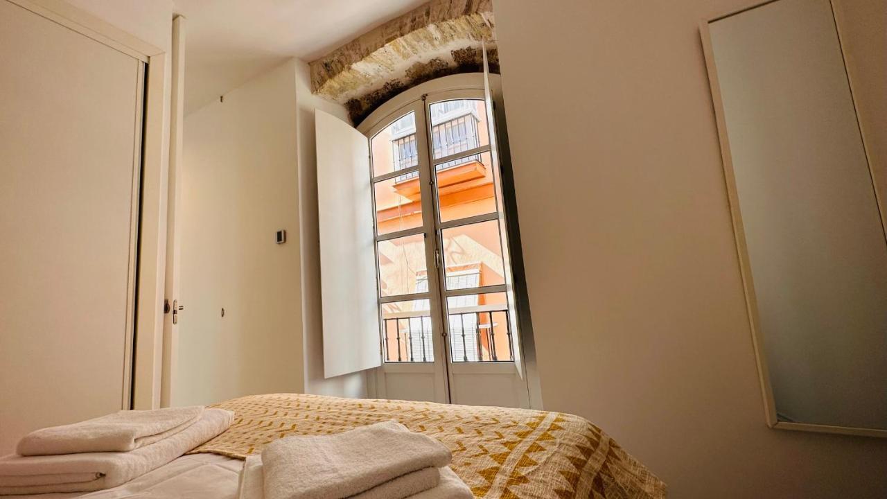 Apartamentos Gadir Centro كاديز المظهر الخارجي الصورة
