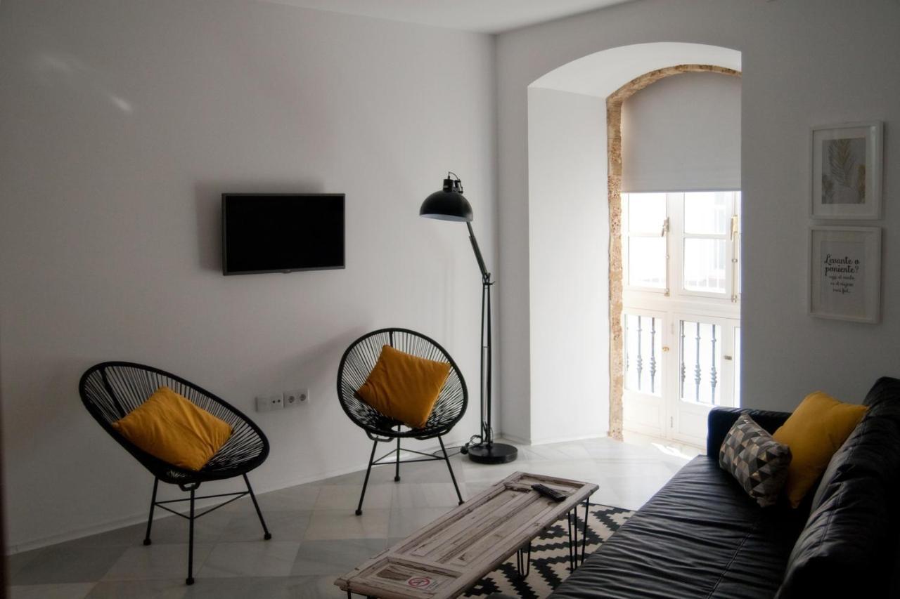 Apartamentos Gadir Centro كاديز المظهر الخارجي الصورة